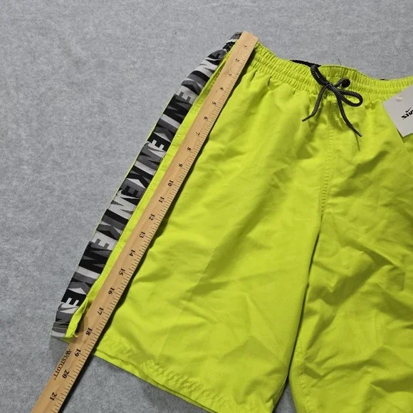 NIKE Shorts Volley Swim Trunks Mens Mesh-Lined Size Small Green Elastic Waist